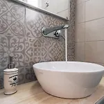 Meropi بيت ضيافة كاماراي