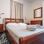Meropi 3*