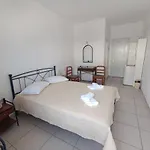 Meropi 3*