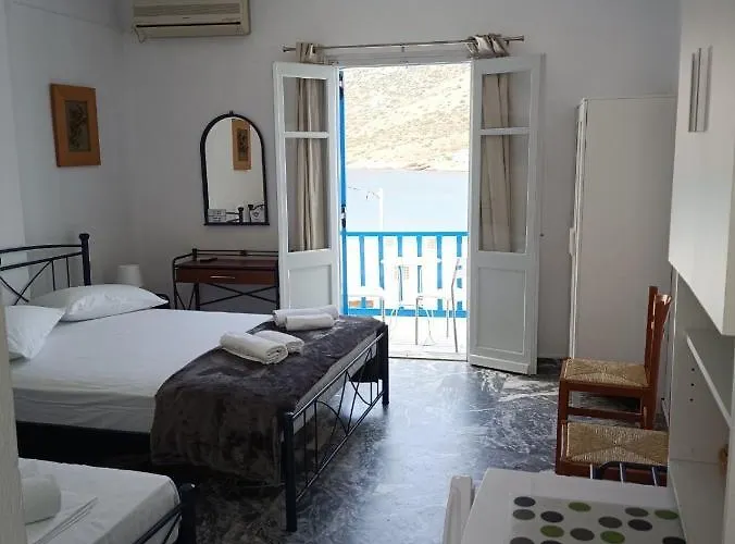 招待所 Meropi 卡马莱